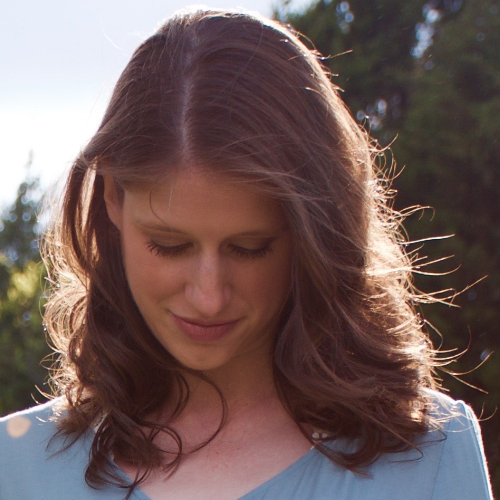 Meet your Posher, Elise